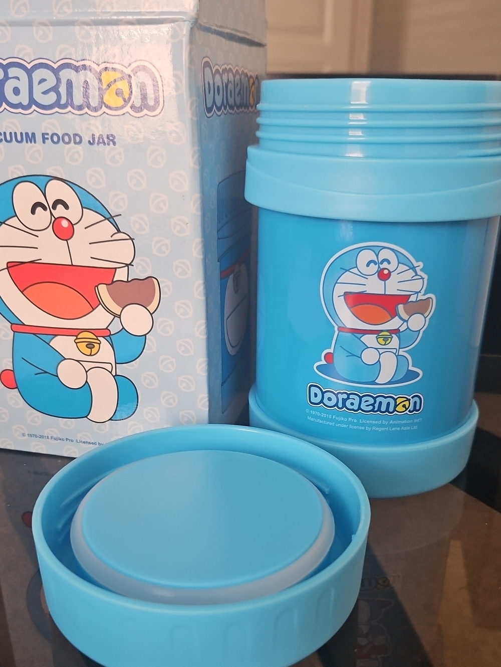 Doraemon Vacuum Food Container - Picture 5 of 11